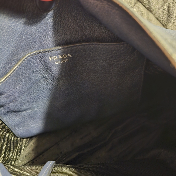Authenticated Prada Expandable Zip Around Hobo Cervo Leather Navy Blue - Picture 6 of 16